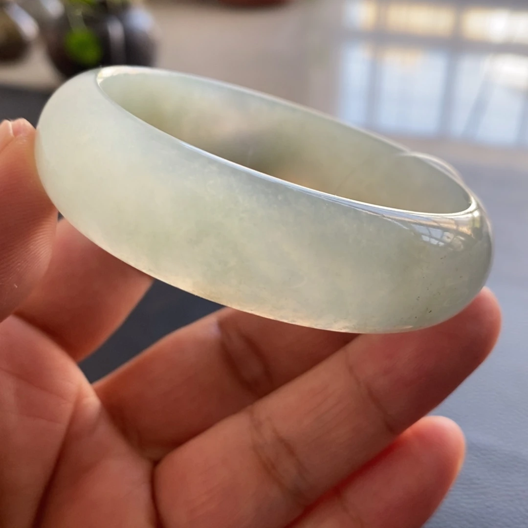 翡翠手镯（贵妃镯）未镶嵌天然翡翠手镯