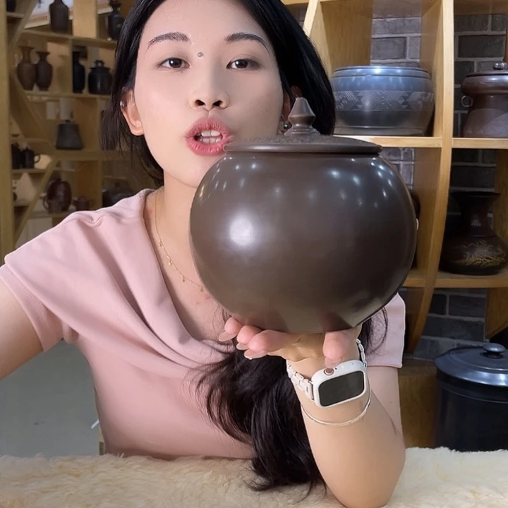 钦州坭兴陶茶叶罐半斤装
