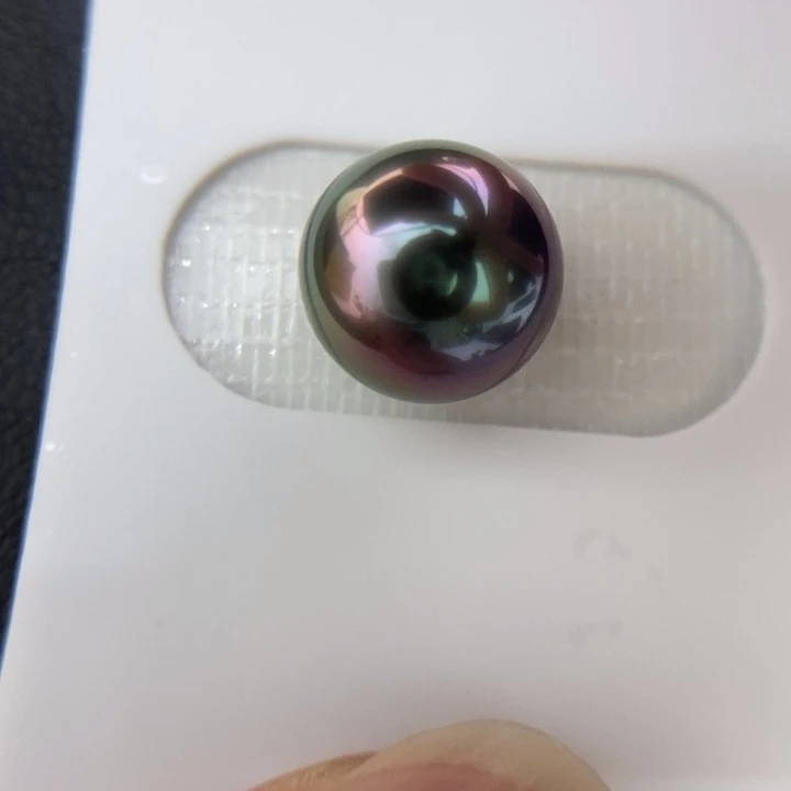 未镶嵌裸珠海水珍珠10.7mm正圆辣色极光孔雀绿