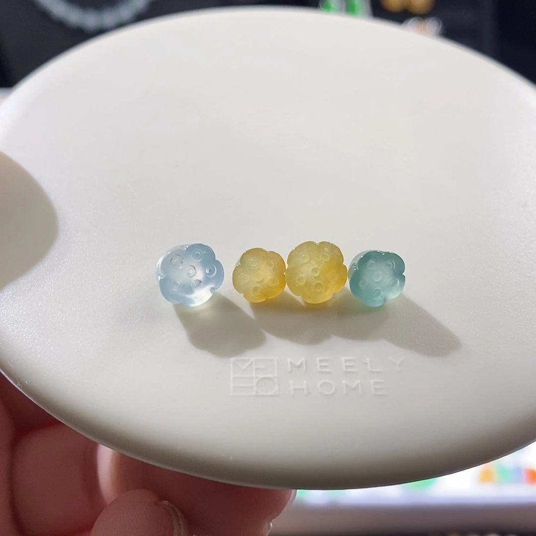 翡翠散珠莲蓬四颗