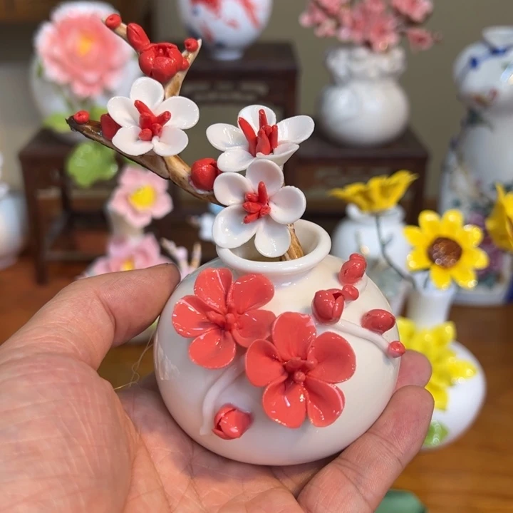 手工精致陶瓷摆件