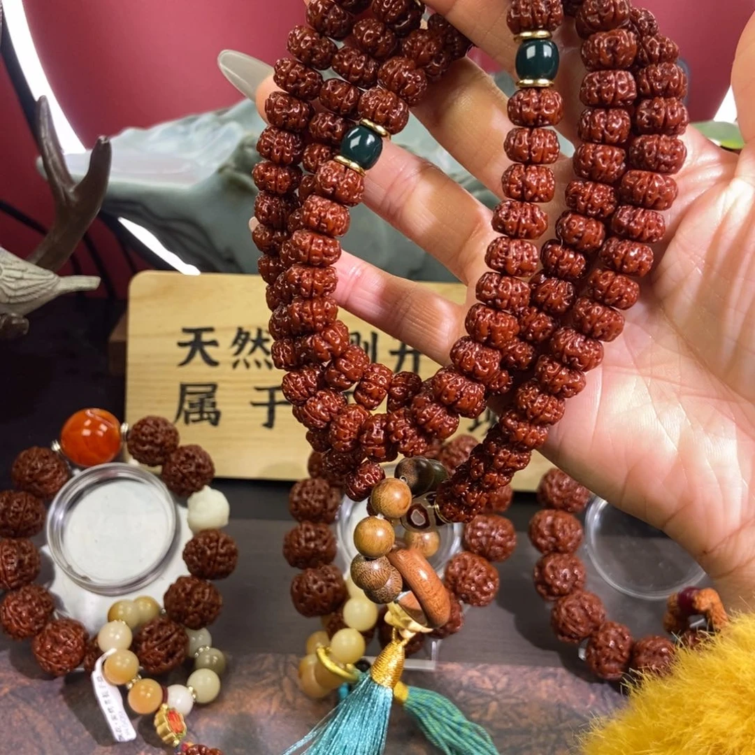 金刚菩提吊坠108颗511。