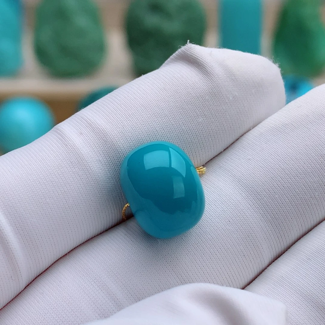 绿松石未镶嵌挂件