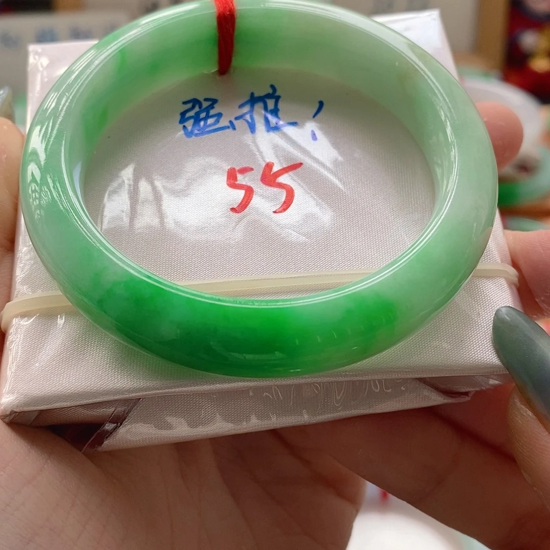 翡翠未镶嵌手镯16号