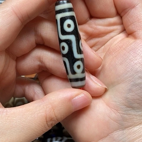 玛瑙/玉髓颈饰未镶嵌一****）