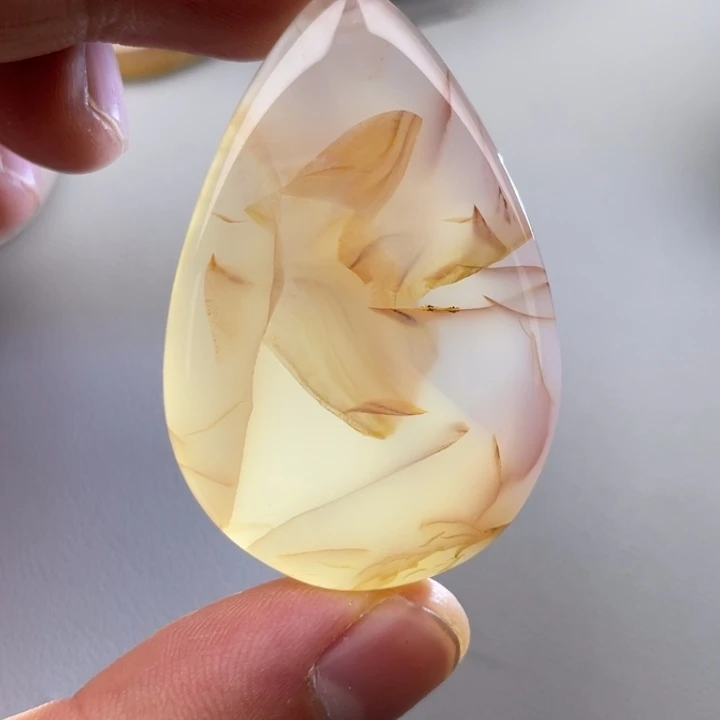 玛瑙/玉髓颈饰未镶嵌龚*咪