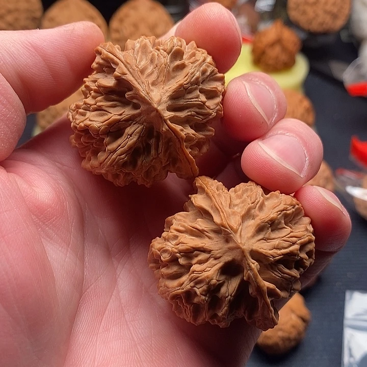 文玩核桃把件闪电50