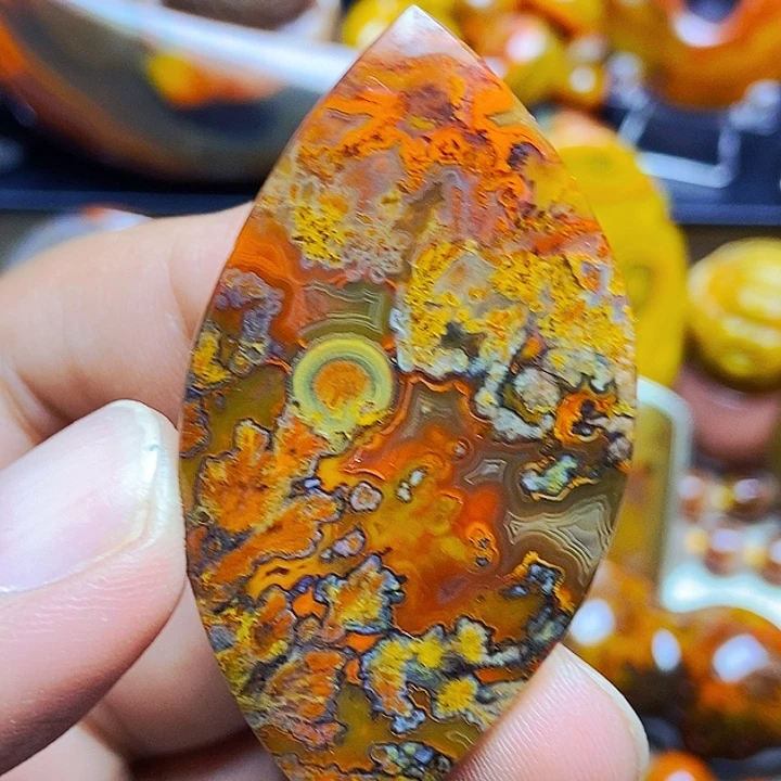 玛瑙/玉髓未镶嵌颈饰