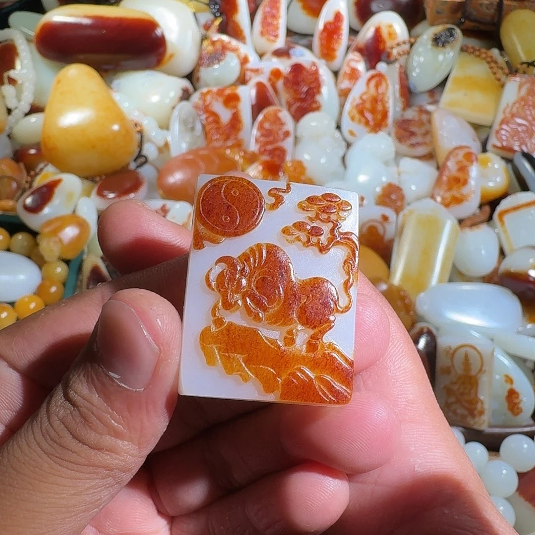 和田玉未镶嵌挂件财*