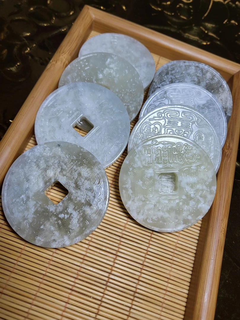 蛇纹石岫玉双面工雕刻山鬼紫薇讳（多样性发货）