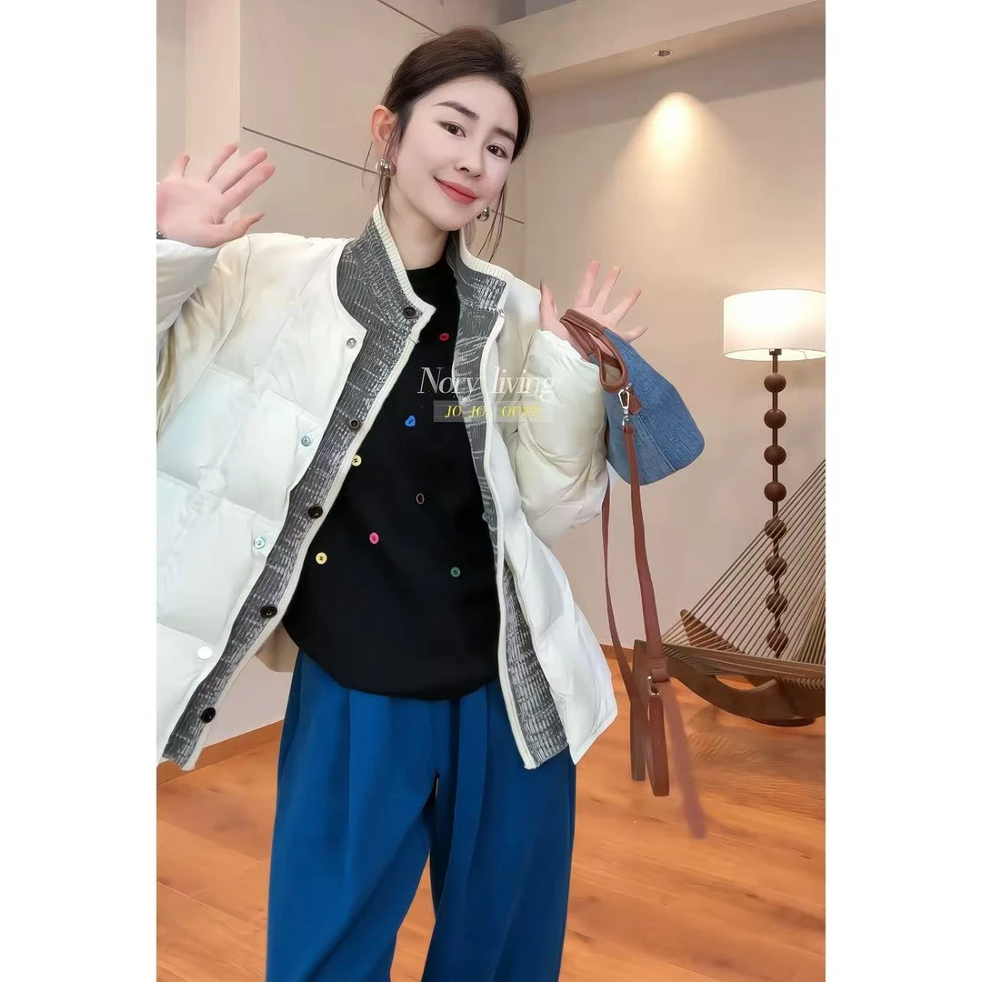 玖玖 【无重暖炉】时尚轻薄秋冬V领单排扣针织拼接羽绒服 2510C7034