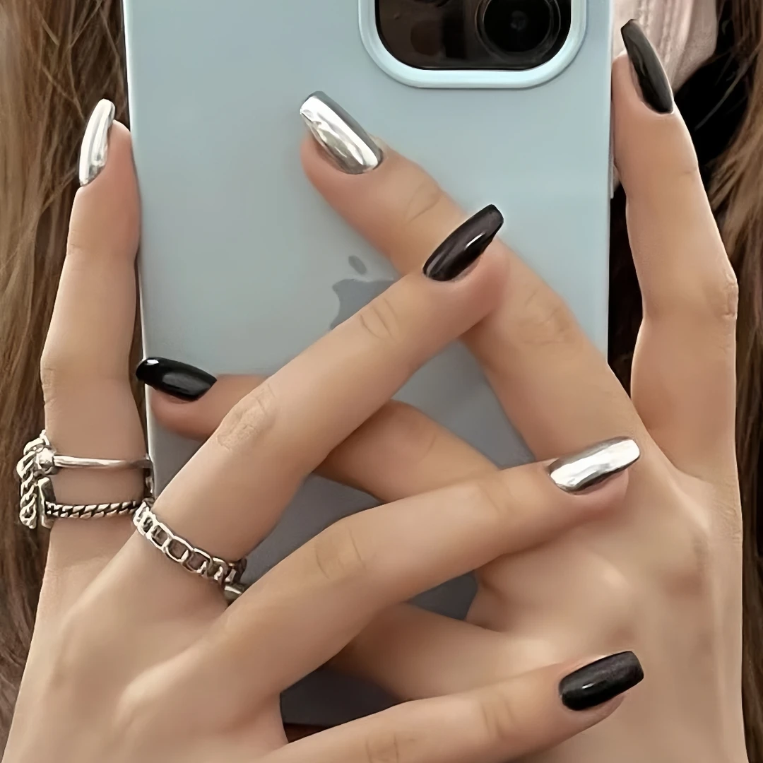 欧美甜酷辣妹纯手工穿戴甲高级感黑色镜面金属银孕妇新娘美甲贴片