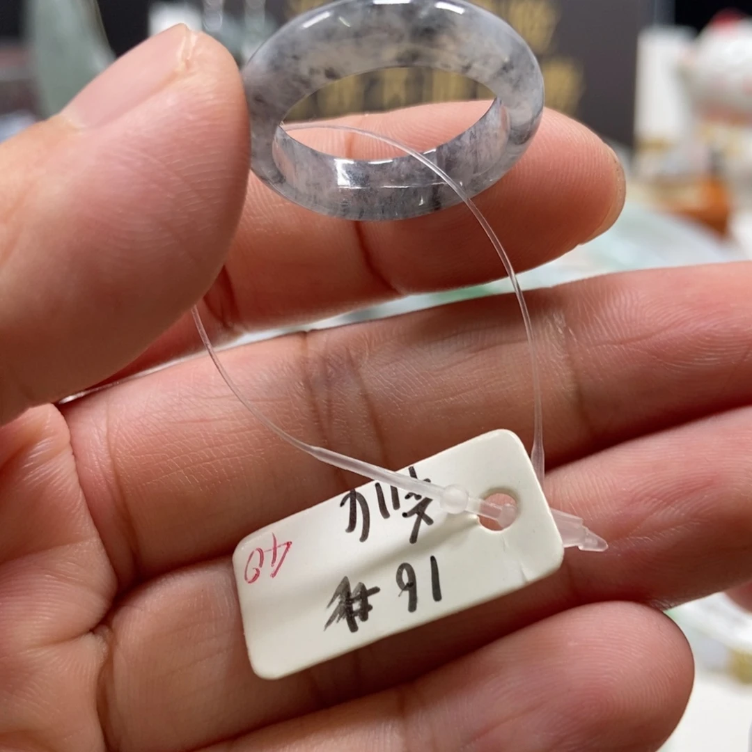 翡翠戒指未镶嵌翡翠