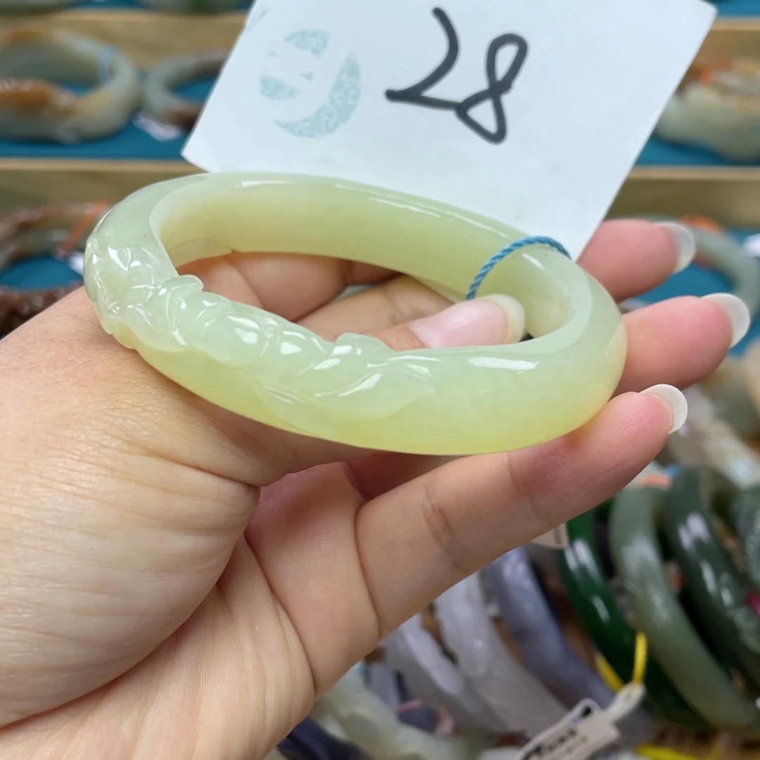 未镶嵌手镯和田玉圈口59