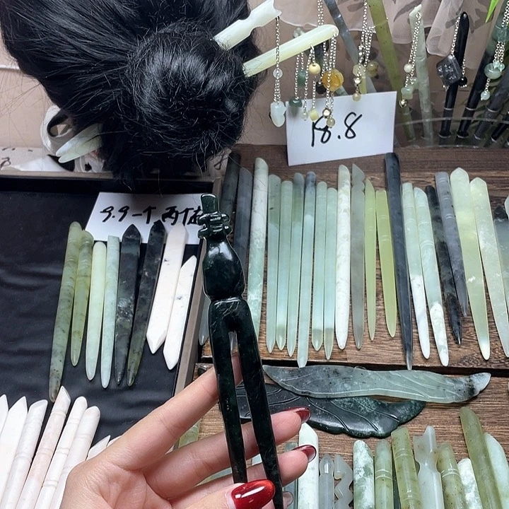 蛇纹石玉发饰合金