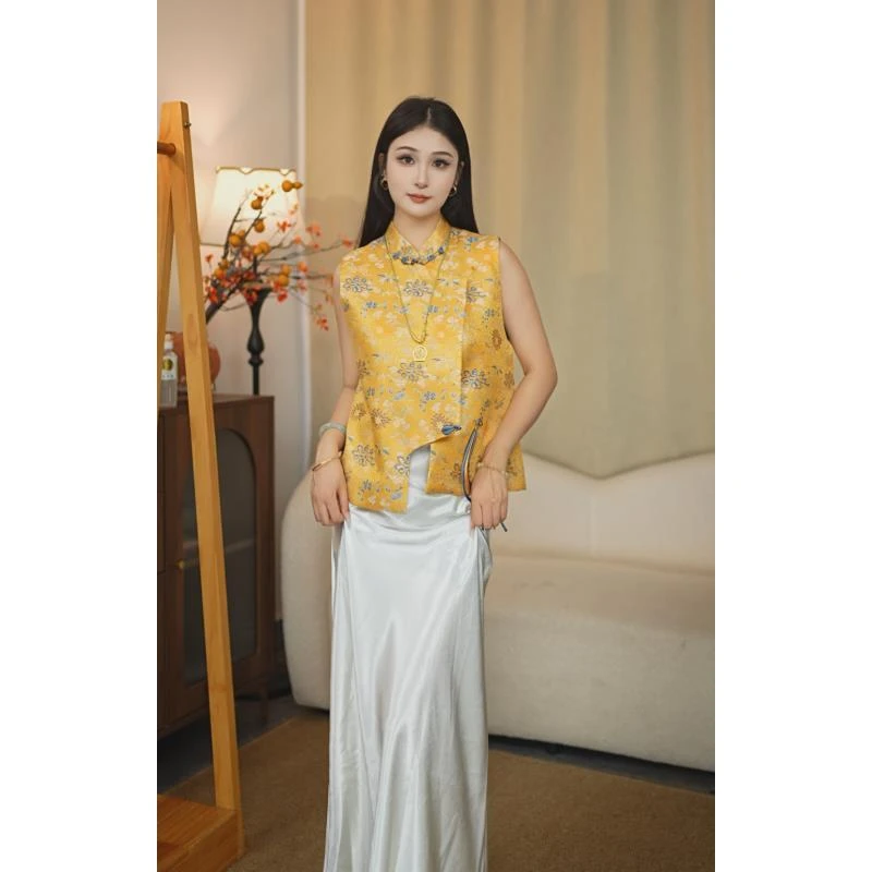 CHUNTIAN/赵赵【笙生】2025新中式织锦提花中国风偏襟四季款马甲