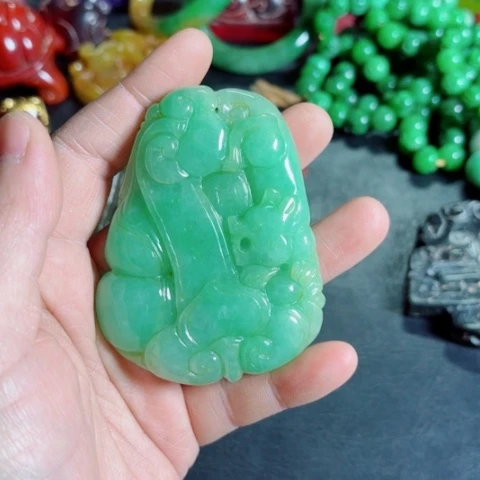 鸿***头紫金钵盂菩提把件