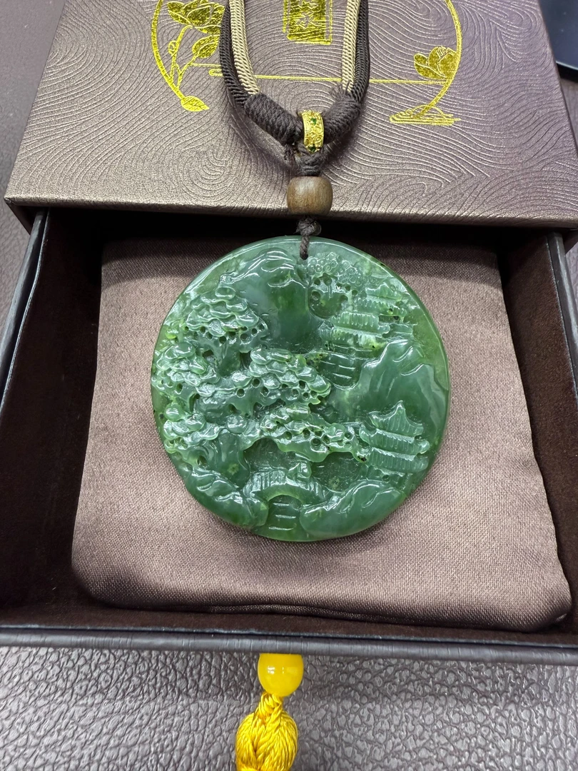 和田玉 财运滚滚 山水牌颈饰58*58（多样性发货发一件）