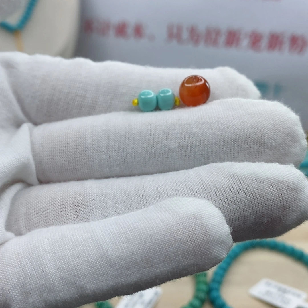 南红玛瑙未镶嵌珠宝奇石