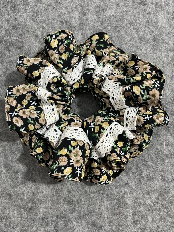 日韩田园气质蕾丝边肥肠圈网红碎花高弹发圈时尚盘发头圈个性头花