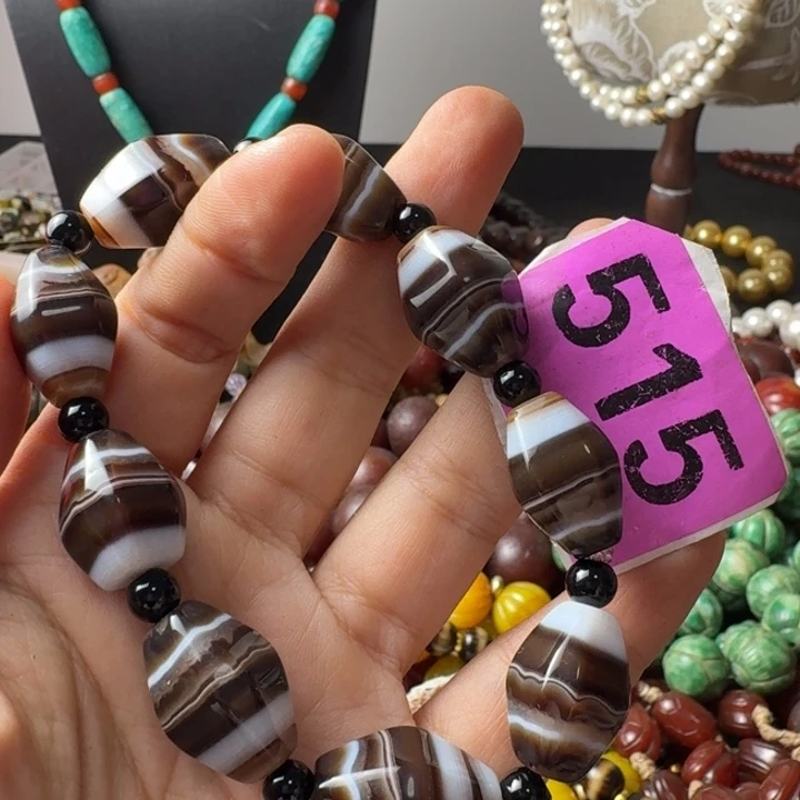 飞***朵玛瑙/玉髓未镶嵌颈饰