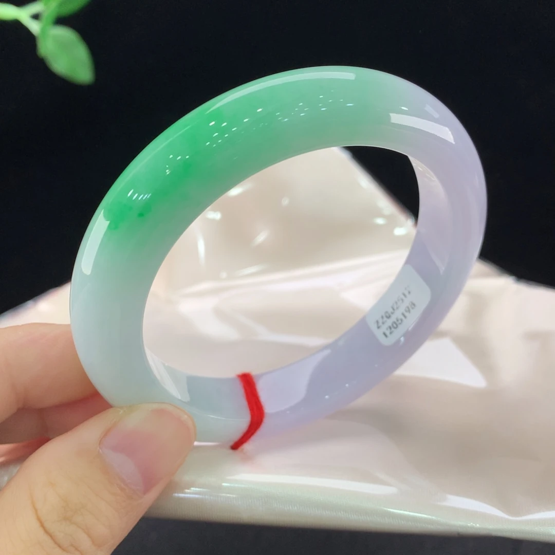 翡翠未镶嵌手镯5198