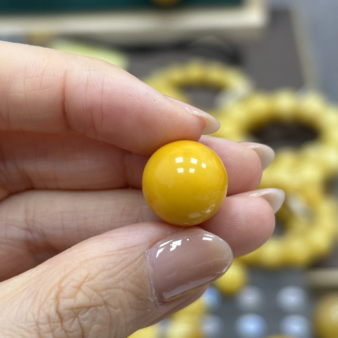 13.7mm 小妖珠宝天然原矿琥珀蜜蜡