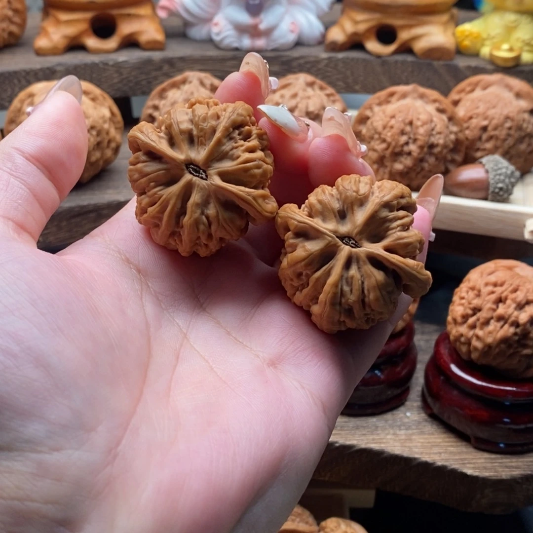 吊坠文玩核桃阳****?39全品平谷九龙