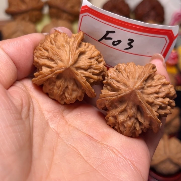 文玩核桃吊坠35尺全品珊瑚纹正奔03
