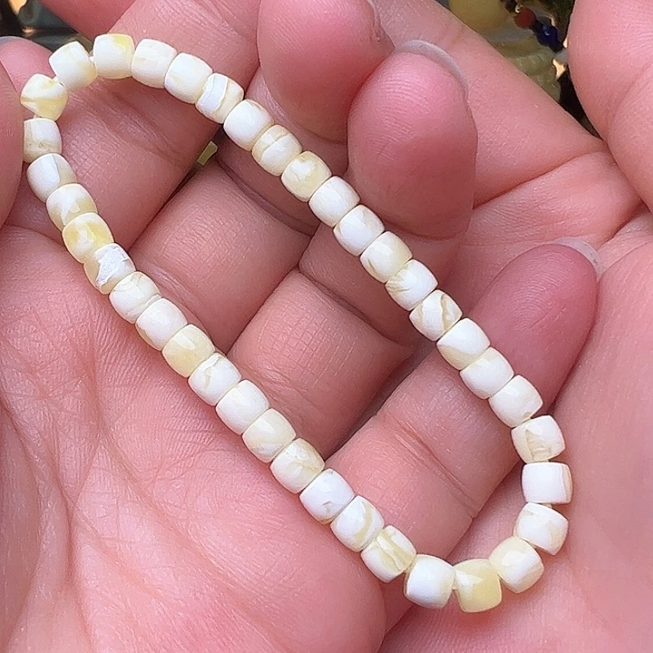 蜜蜡裸石未镶嵌卡****云5m m