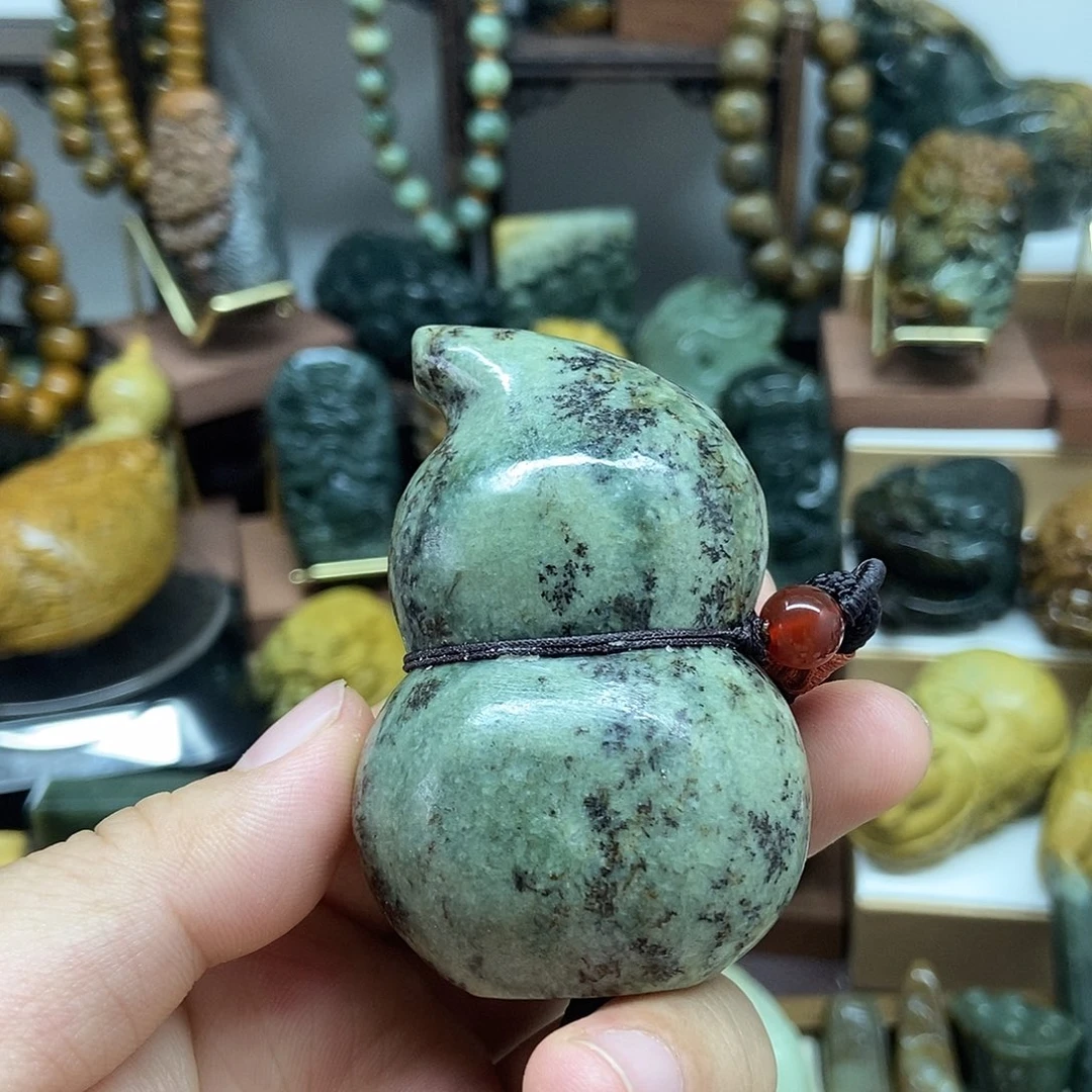 岫岩老玉（透闪石质玉）未镶嵌把件