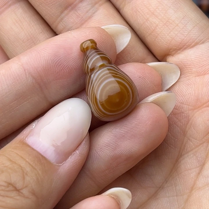 安***慈玛瑙/玉髓未镶嵌颈饰