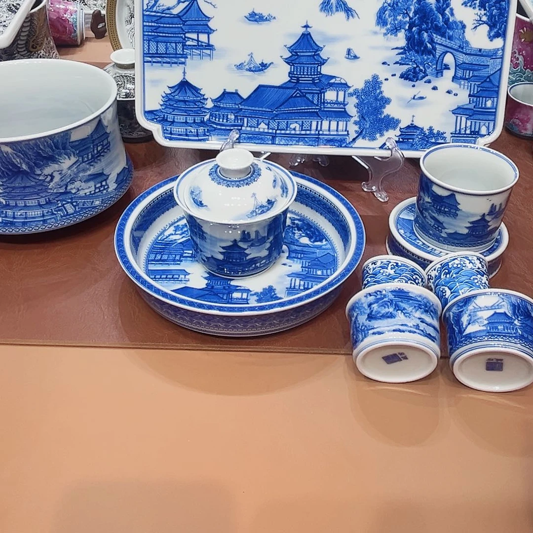 摆件景德镇陶瓷研究所从事生产经营