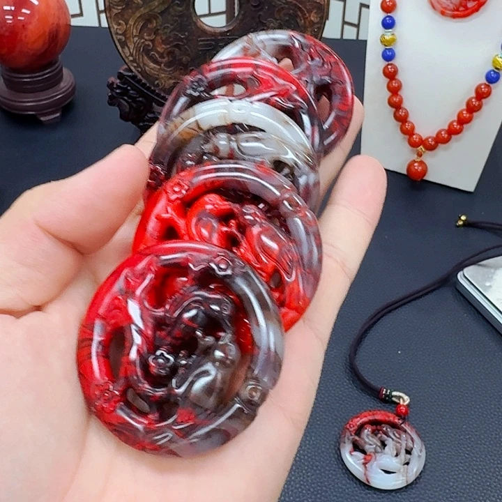玛瑙/玉髓未镶嵌手镯鸡血