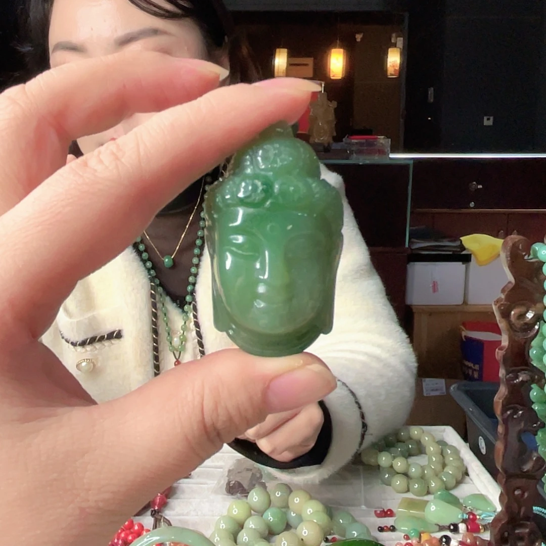 密玉（石英质玉）未镶嵌颈饰