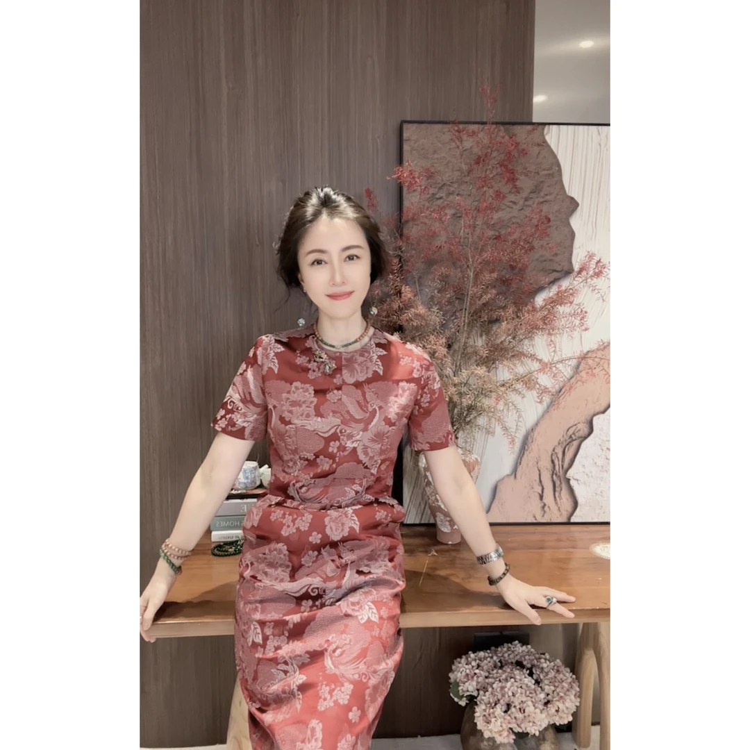 VV&AA 吉光凤羽 复古气质端庄优雅修身提花连衣裙 (后开叉）D300