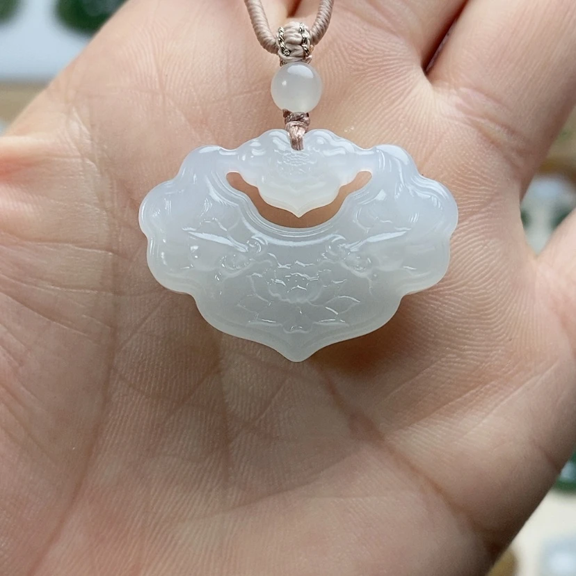 【闪购商品】颈饰未镶嵌和田玉