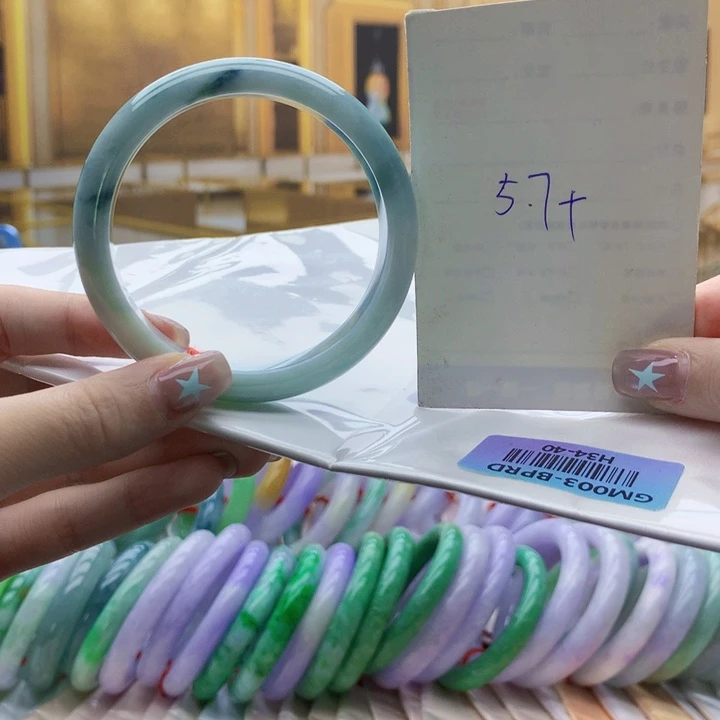 未镶嵌手镯翡翠jj