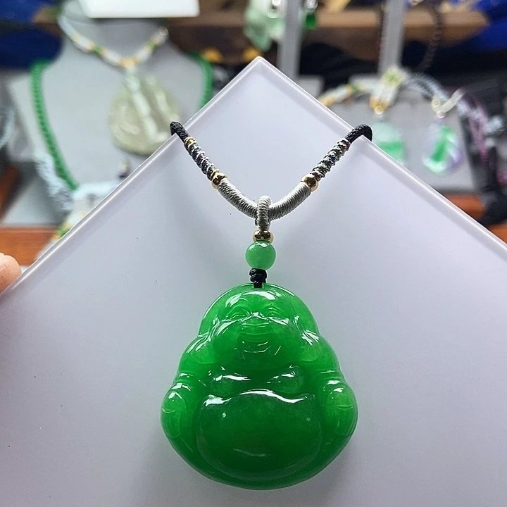 吊坠(赠链)未镶嵌翡翠