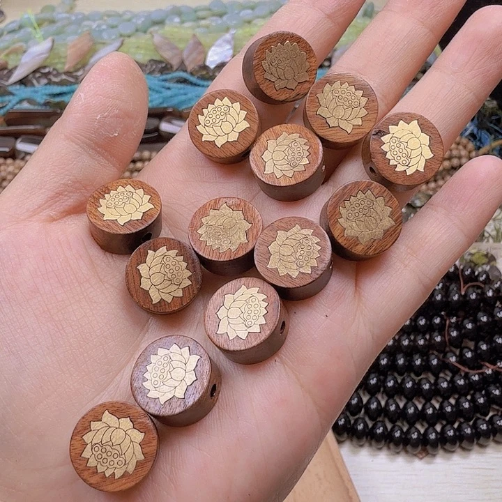 水晶珠宝半成品未镶嵌卡15红梨木步步生莲配件（2颗）