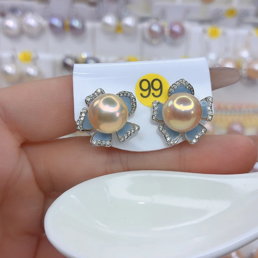 淡水珍珠耳饰未镶嵌