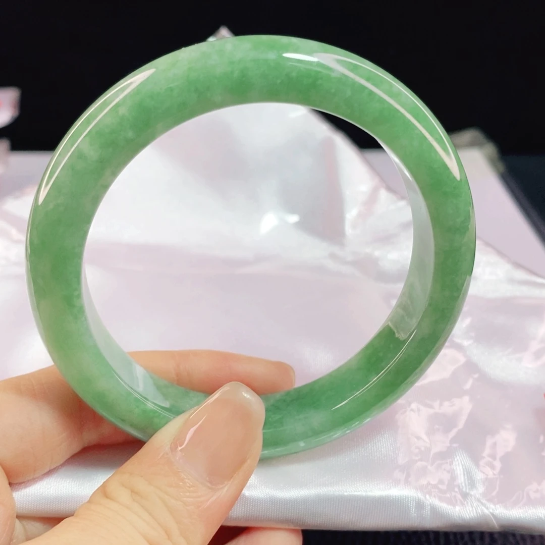 翡翠手镯未镶嵌58.6