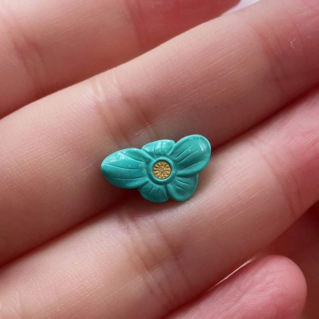 绿松石颈饰未镶嵌