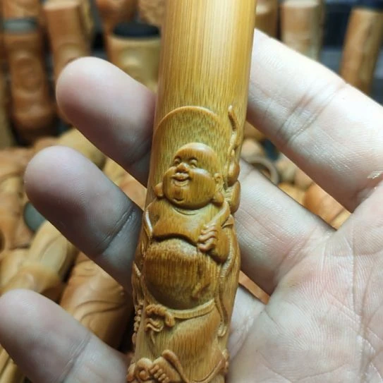 实心竹雕刻手把件