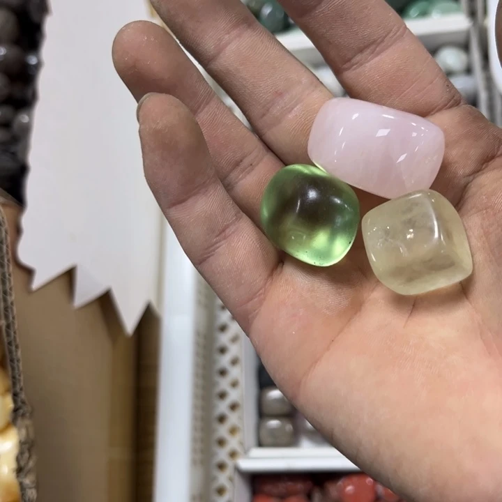 水晶692未镶嵌u*滚石小