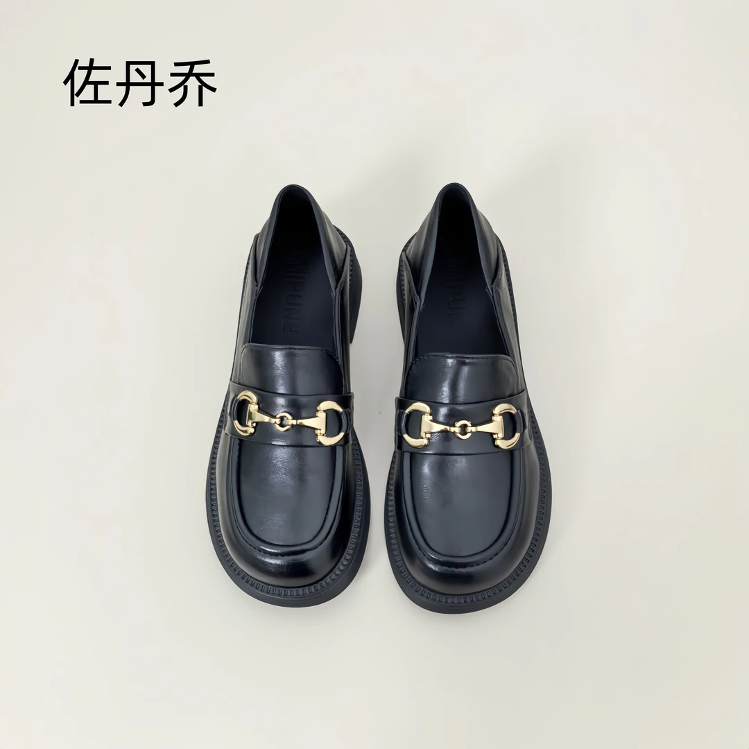 百搭乐福鞋2025秋冬新款复古英伦风黑色小皮鞋加绒女鞋子软皮单鞋