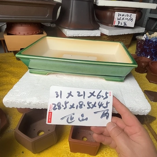 宜兴紫砂花盆绿色