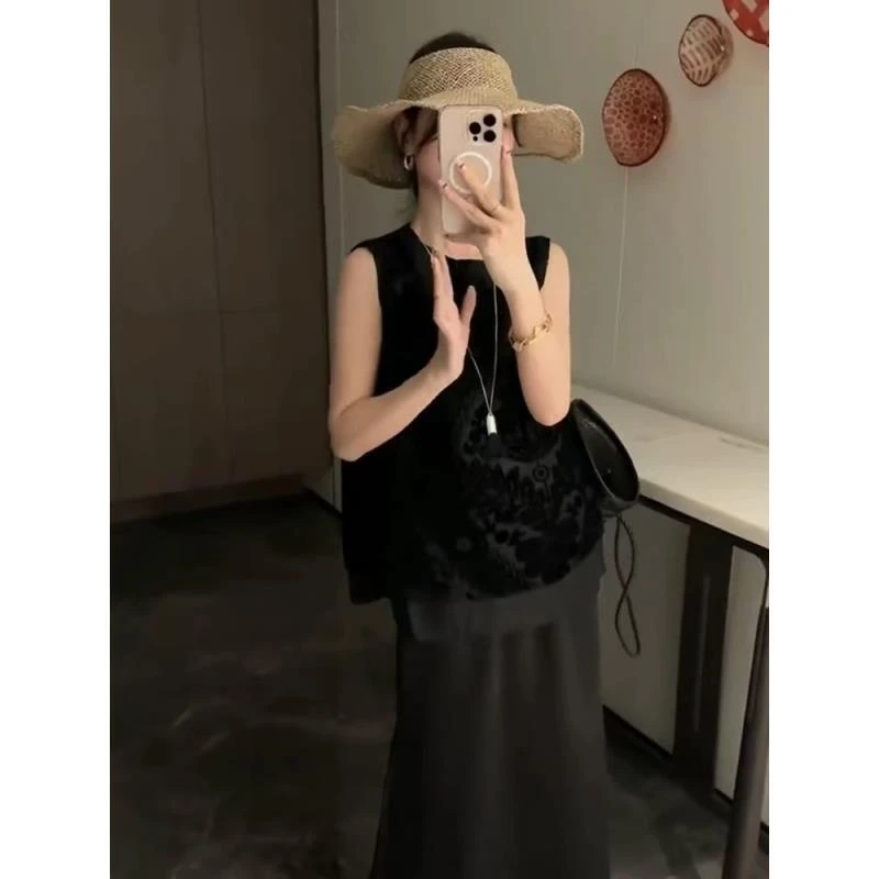 DALIANSU/大脸酥-4518   夏季网纱拼接丝绒无袖背心