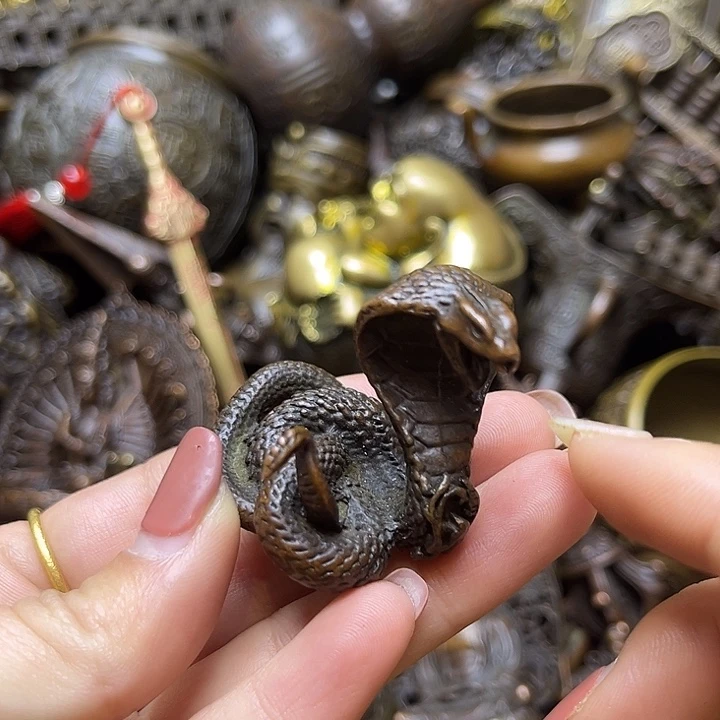 诚信经营精美铜器