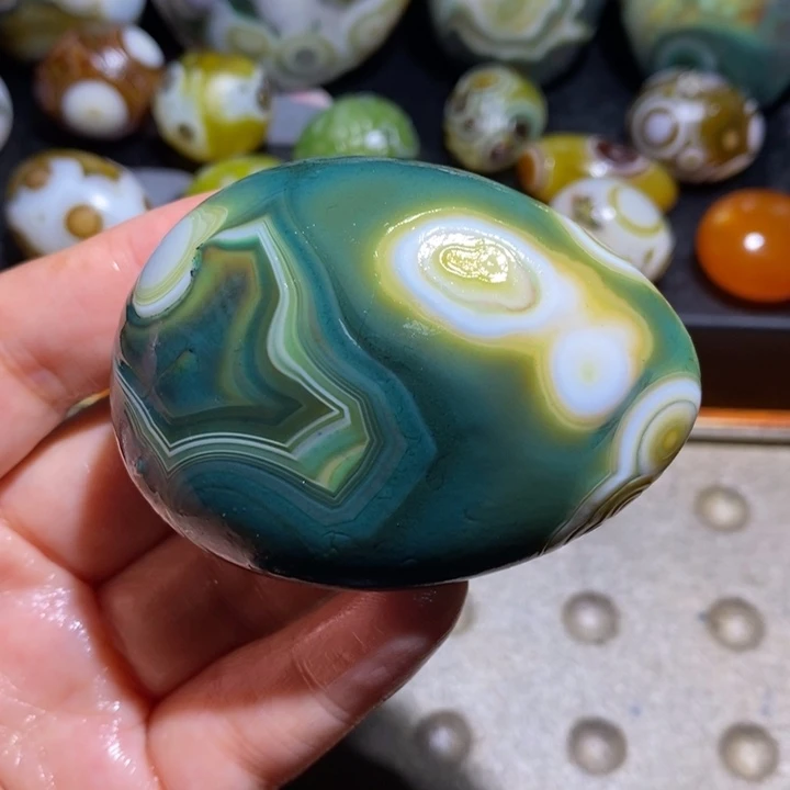 未镶嵌玛瑙/玉髓珠宝半成品11